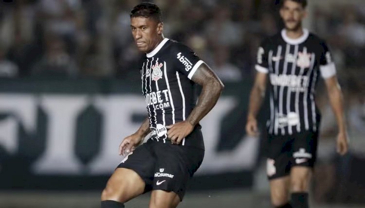 Perto do fim de contrato, Paulinho desconversa sobre futuro no Corinthians